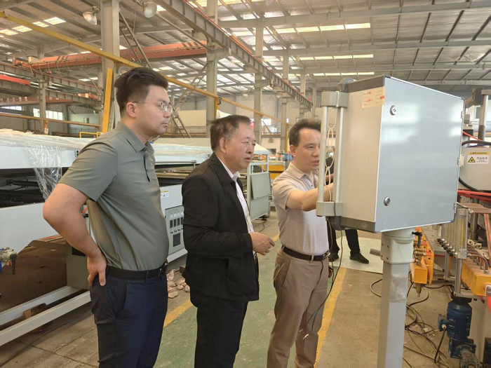 實(shí)地指導(dǎo)工作1